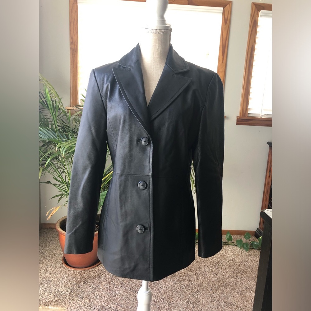 Genuine Leather Blazer. Size Small